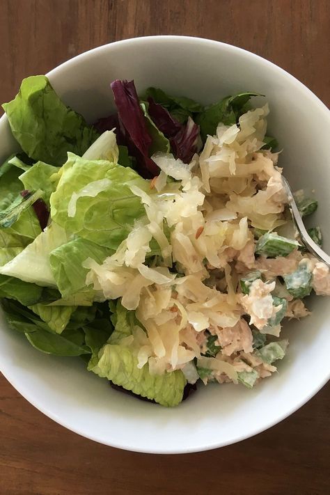 Sauerkraut Lunch Ideas, Salad With Sauerkraut, Sauerkraut Arugula Salad, Sauerkraut Tuna Salad, Saurkraut Salad Recipes, Saurkraut Recipes Easy Healthy, Sourkrout Meal Ideas, Ways To Eat Sauerkraut, Sauerkraut Meals