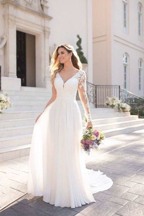 ball gown wedding dresses with sleeves, v neckline, long brown wavy hair, colourful flower bouquet Boho Wedding Dress With Sleeves, Stella York Wedding Dress, Halter Wedding Dress, Wedding Dresses Vera Wang, Wedding Dress Flowy, Stella York, Classic Wedding Dress, Long Sleeve Wedding, Fall Wedding Dresses