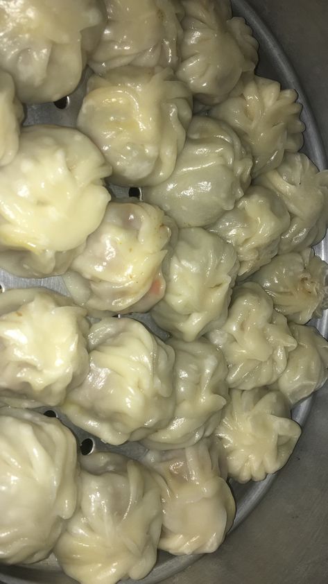 Homemade Momos Snap, Homemade Momos, Aesthetic Dumplings, Desi Food, Man Food, Fair Food Recipes, Food Goals, Snap Food, Recipes From Heaven