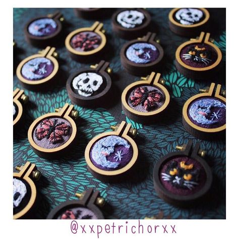 LK at these! Wow with a capital W huh?! The talented lady behind these is @xxpetrichorxx and if…“ Hand Embroidered Pendant, Hand Embroidered Jewelry, Mini Embroidery, Miniature Embroidery, Mori Kei, Embroidery Patterns Free, Craft Night, Hand Embroidery Art, Embroidery Jewelry