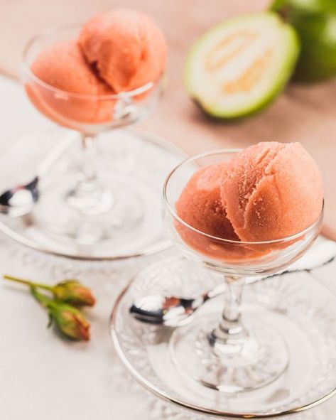 Gluten-free, vegan and bursting with flavor. Whip up a batch of mouthwatering Guava Sorbet. It's the best warm weather treat. Guava Sorbet, Guava Ice Cream, Guava Desserts, Easy Homemade Ice Cream, Fruit Sorbet, Ice Cream Gelato, Sorbet Recipes, Ice Cream Ice, Frozen Yoghurt