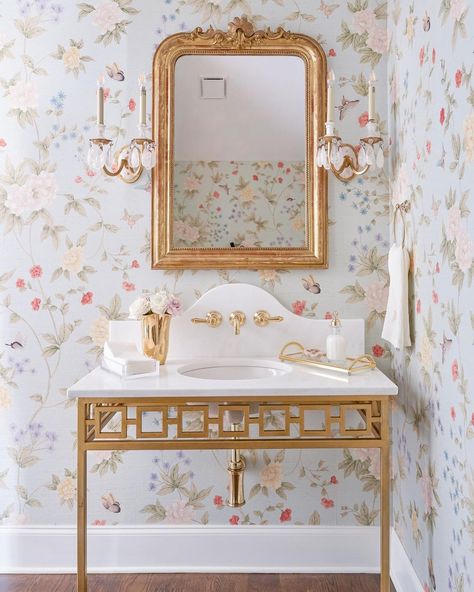 Rivers Spencer on Instagram: “Powder room perfection! ✨ #shopriversspencer #interiordesign #customdesign” Suite Over Garage, Formal Powder Room, Rivers Spencer, Beautiful Powder Rooms, Fox Group, Team Wallpaper, Vintage Floral Fabric, Washroom Design, Powder Room Design