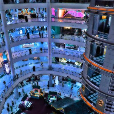 Neo Futurism, Dead Malls, Retro Interior Design, Vaporwave Aesthetic, Retro Interior, Zero Gravity, Pretty Stuff, Retro Futurism, City Aesthetic