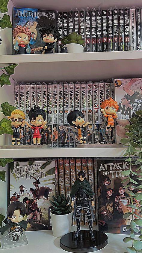 Simple Anime Room Decor, Anime Room Ideas Demon Slayer, Cool Anime Room Ideas, Room Idea Anime, Manga Shelves Ideas, Manga Storage Ideas, Anime Room Ideas Boys, Jjk Room Decor, Manga Wall Ideas