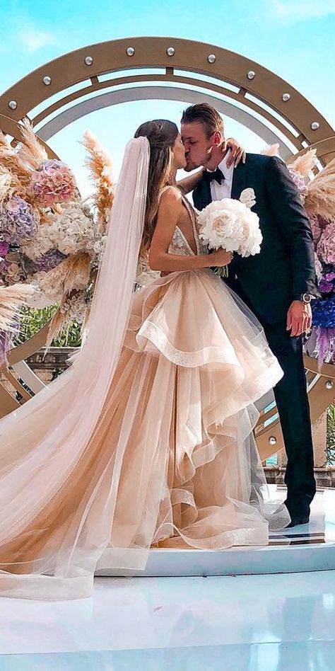 Champagne Ball Gown Wedding Dress, Peach Wedding Dress The Bride, Peach Blush Wedding Dress, Peach Wedding Dresses, Peach Blush Wedding, Peach Wedding Dress, Non White Wedding Dresses, Wedding Dress Blush, Blush Wedding Dresses