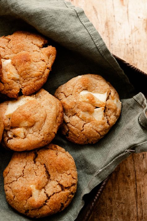 Miso White Chocolate Cookies with Brown Butter! Brown Butter Miso Cookies, White Chocolate Miso Cookies, Miso Brown Butter Cookies, Miso White Chocolate Cookies, Miso Dessert Recipes, Chocolate Bar Cookies, Miso Cookies, Cookies With Brown Butter, Traditional Desserts