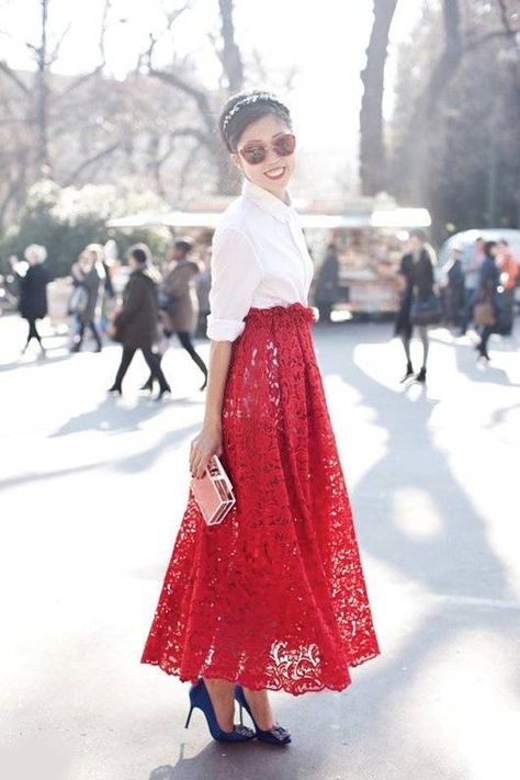 Red Lace Skirt, Lace Skirts, Tea Length Skirt, Rock Outfit, Red Skirt, Red Skirts, Style Crush, Red Blouses, Moda Fashion