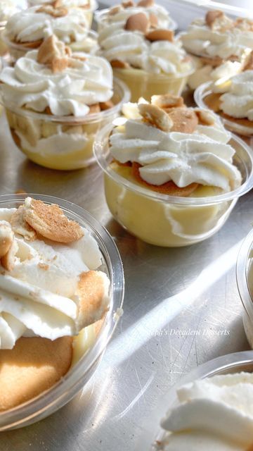 Banana Pudding Display, Banana Pudding Packaging, Baby Shower Snack Table, Banana Pudding Cups, Food Booth, Pudding Banana, Homemade Vanilla Pudding, Homemade Banana Pudding, Thanksgiving Food Sides