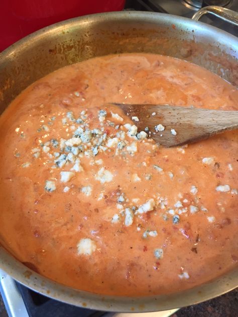 Melting Pot Gorgonzola Sauce, Tomato Gorgonzola Soup, Gorgonzola Cheese Sauce, Gorgonzola Dressing Recipe, Pasta With Gorgonzola, Gorgonzola Cheese Recipes, Gorgonzola Pasta Sauce, Steak Gorgonzola Pasta, Gorgonzola Cream Sauce