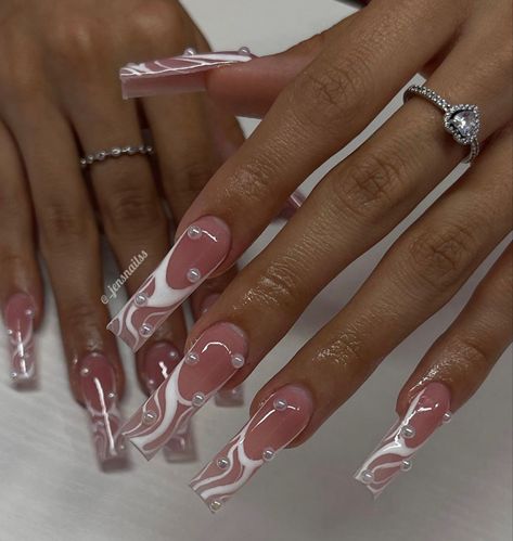 Coffin Natural Nails, Nails Coffin Natural, Almond Nail Short, Coffin Short Nails, Nails Coffin Short, Drip Nails, French Tip Acrylic Nails, French Acrylic Nails, Dope Nail Designs