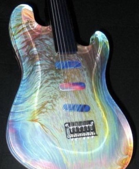 Opal Iridescent Guitar Glass Bass Guitar, Yellow Seashells, Guitar Pretty, Glass Guitar, Strat Guitar, Fender Japan, Rory Gallagher, Stratocaster Guitar, Telecaster Guitar