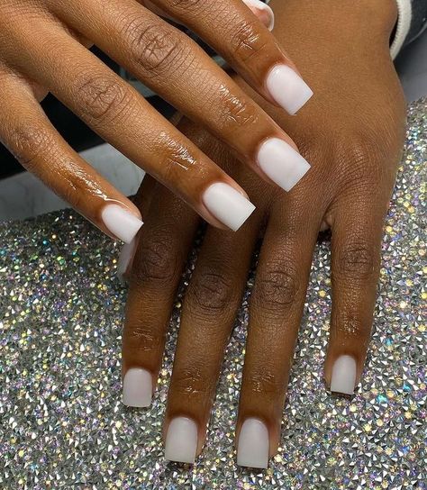 Pretty Nails For Winter Short, 7th Grade Nails, Nails For 7th Grade, Short White Acrylic Nails, Short Acrylic Nails Winter, Grade Nails, 4a Natural Hair, Milky Nails, Drip Nails