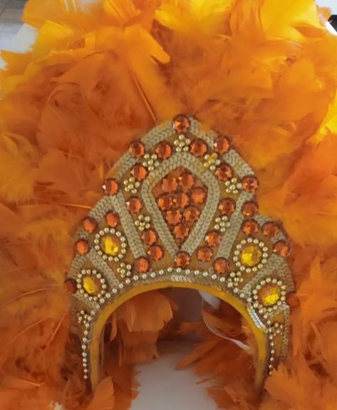 Brazil Carnival Headpiece, Brazilian Samba, Brazil Carnival, Mambo, Costume Outfits, Cabaret, Dance Costumes, Headdress, Samba