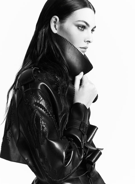 Vittoria Ceretti, Italian Model, Italian Fashion Brands, Blazer Outfit, Spring Summer 2023, Ermanno Scervino, Spring 2023, Photoshoot Inspiration, Fashion Studio