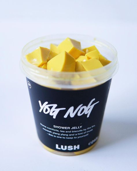 Lush Shower Jelly, Lush Face Products, Bath Goals, Jelly Soap, Shower Jellies, Lush Cosmetics, Bubble Bars, Handmade Cosmetics, So Satisfying