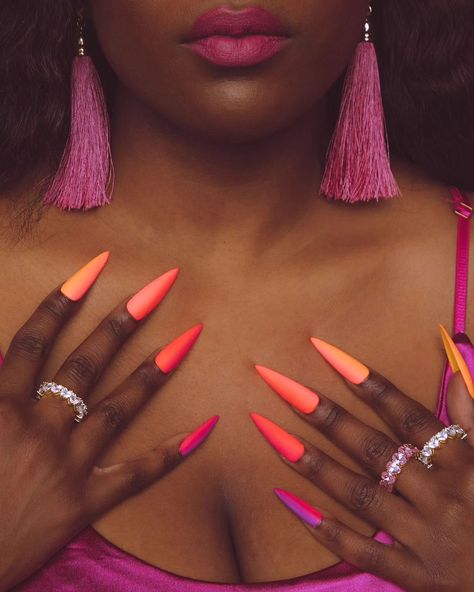 Valentines Day is coming. But who is ready for new nails? Summer Nails 2024 Acrylic, Solid Color Stiletto Nails, Ballerina Picture, Nail Glam, Nails Stiletto, New Nails, Long Acrylic, Edm Festival, Festival Nails