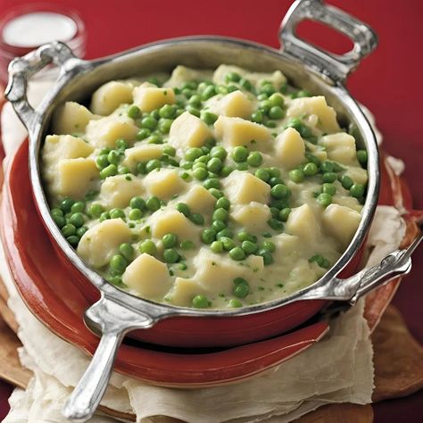 "Discover a comforting and classic dish with our Creamed Potatoes and Peas recipe. Perfectly tender potatoes and sweet peas in a rich, creamy sauce. Easy to make and delicious!"       	Creamed Potatoes and Peas 		 			 	 			 	 		2 lbs red potatoes (boiled)¼ cup butter 3 Tbsp. flour1 ½ tsp. salt¼ tsp. pepper1 ½ cups milk1 cup evaporated milk10 oz. frozen peas½ cup onion diced4 slices bacon cooked and crumbled (cooked and crumbled)	 	 		Preheat oven to 325 degrees F. Cut potatoes in half... Potatoes And Peas Recipe, Creamy Potato Soup Recipe, Beef Tips And Noodles, Potatoes And Peas, Chuck Roast Recipes, Chicken Cutlet Recipes, Mexican Casserole Recipe, Creamed Peas, Classic Potato Salad