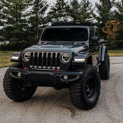 All Black Jeep, Jeep Wrangler Hard Top, Black Jeep Wrangler, Tmax Yamaha, Custom Jeep Wrangler, Black Jeep, Dream Cars Jeep, Offroad Jeep, Jeep Rubicon