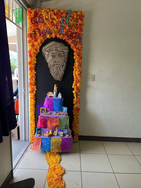 Puerta Halloween, Halloween Classroom Decorations, Halloween Classroom, Street Chic, Dia De Muertos, Art Classes, Classroom Decorations, Door Decorations, Birthday Cake