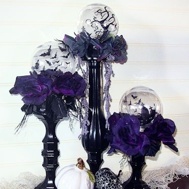 Painting Artificial Flowers, Diy Crystal Ball, Witch Crystal Ball, Crystal Ball Stand, Forest Witch, Wedding Brooch Bouquets, Clear Ornaments, Diy Crystals, Glass Candlesticks