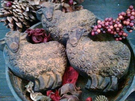 Wax Grubby Blackened Primitive Sheep Tart by MeltingBarnPrims, $3.00 Primitive Sheep, Dough Bowls, Cute Goats, Primitive Style, Sheep And Lamb, Dough Bowl, Tea Stains, Salt Dough, Black Sheep