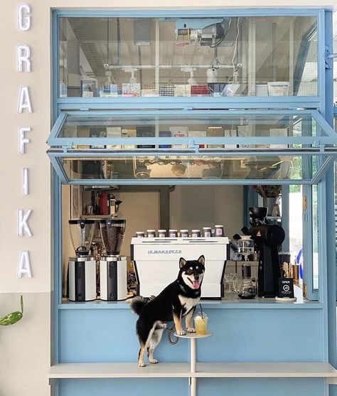 Coffee Shop Window, Butik Design, Coffee Shop Concept, Mini Cafe, Korean Cafe, Small Coffee Shop, Small Cafe Design, Shop Facade, Bakery Decor