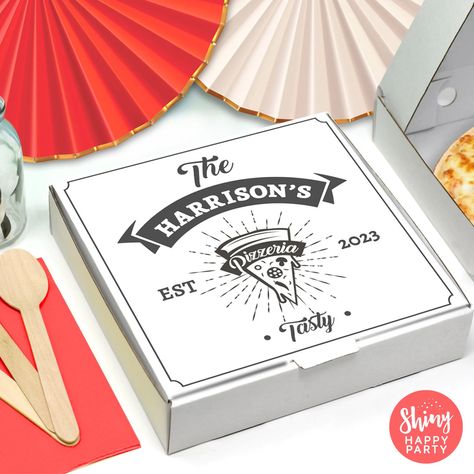 Pizza Party Food, Party Food Boxes, Retro Pizza, Pizza Box Design, Pizza Wedding, Birthday Pizza, Party Pizza, Graze Box, Small Pizza