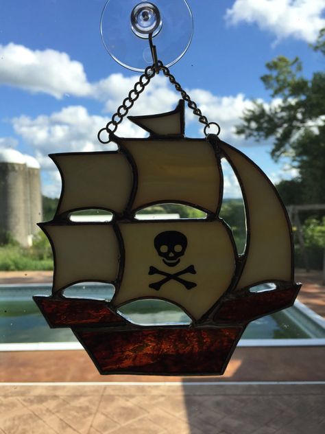 Handmade Stained Glass Pirate Ship Suncatcher by QTSG on Etsy Glass Boat, Stained Glass Sun, Window Stained, Stained Glass Light, Stained Glass Suncatchers, Stained Glass Flowers, Stained Glass Crafts, Stained Glass Designs, Faux Stained Glass