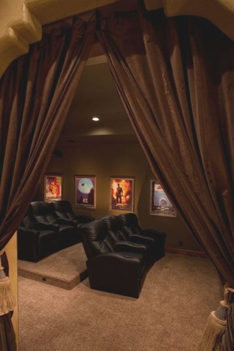 Family Movie Room, Home Movie Theater, Basement Home Theater, Basement Home, Theater Room Design, Media Room Design, Home Cinema Room, Theater Design, Home Movie