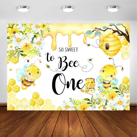 Bee 1st Birthday Party, Sweet To Bee One, Bee 1st Birthday, Bee Baby Shower Decoration, Birthday Party Photography, Bee Day, Bumble Bee Baby Shower, 1st Birthday Party Decorations, Party Photoshoot