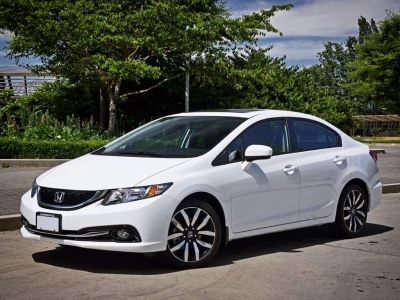 2015 Honda Civic Sedan 4dr CVT SE ** White ** Sedan 4 Doors - $17950 - to view more details go to : https://www.rapidmotors.ca/inventory/view/12350400 Honda Civic 2015, 2015 Honda Civic, Honda Civic Sedan, Civic Sedan, Honda Civic, Vision Board, Bmw Car, Doors, Collage