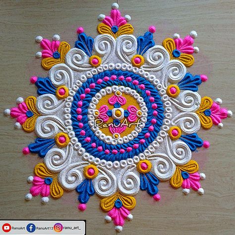 #RanuArt #festivalrangoli #rangoli #rangolidesign #diwalirangoli #latestrangoli Dusherra Rangoli Designs, Rangoli Easy Simple, Easy And Beautiful Rangoli, Traditional Rangoli, Indian Rangoli Designs, Easy Rangoli Designs Videos, Rangoli Easy, Very Easy Rangoli Designs, Rangoli Designs Photos