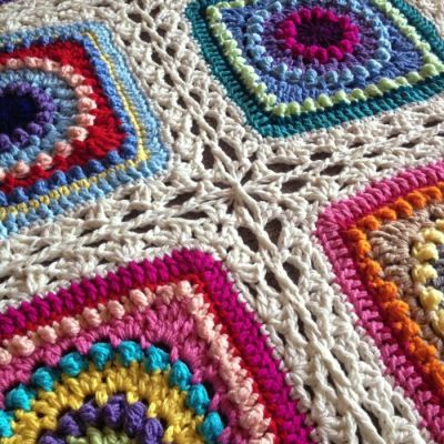 Flat Braid Join Tutorial | BabyLove Brand Joining Crochet Squares, African Flowers, Crochet Blocks, Crochet Borders, Granny Squares Pattern, Crochet Motifs, Crochet Stitches Tutorial, Square Patterns, Crochet Instructions