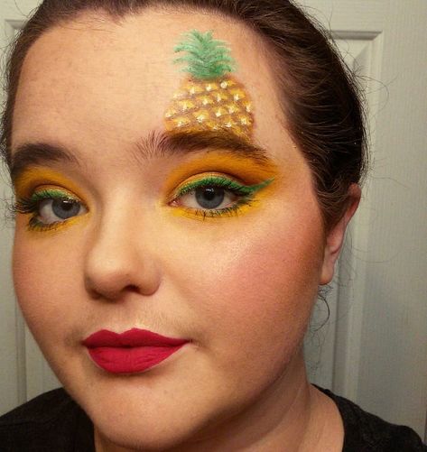 #pineapple Day 11 of challenging myself to do weird and different makeup looks everyday of October!!!!... Pineapple Makeup Halloween, Pineapple Face Paint, Pineapple Makeup Look, Pineapple Makeup, Pineapple Costume, Makeup Looks Everyday, Pineapple Face, Different Makeup Looks, Princess Makeup