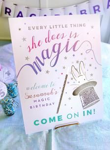 Printable Magic party welcome sign Every little thing she | Etsy Magic Party Food, Bunny In Hat, Magic Party Theme, Magician Birthday Party, Magic Birthday Party, Enchanted Forest Birthday, Forest Birthday Party, Magic Birthday, Magic Theme