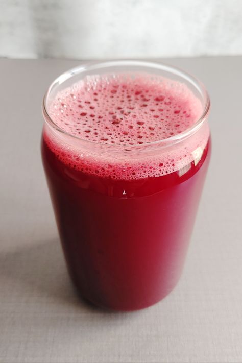 ABC Juice Beet And Carrot Juice, Beet Carrot Ginger Juice, Beet Apple Juice, Beet And Apple Juice, Beetroot And Pineapple Juice, Apple Beetroot Carrot Juice, Abc Juice, Beets And Carrots, Beet Juice Recipe