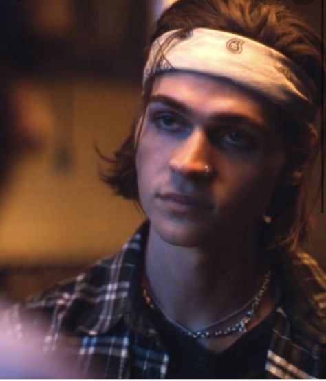 Kat Euphoria, Will Peltz, Euphoria Men, Euphoria Aesthetic, The Artist Movie, Michael J Fox, Face Hair, Girls Dream, Grunge Aesthetic