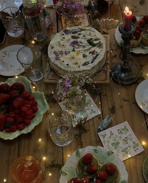 Lavender Aesthetic Birthday Party, Cottagecore Dinner Party Aesthetic, Nighttime Outdoor Dinner Party, Whimsical Dinner Party Table Settings, Hosting Tea Party, Dinner Party Birthday Aesthetic, Cottage Core Charcuterie Board, Antique Birthday Party Ideas, Winter 18th Birthday Party Ideas