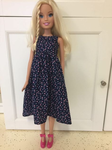 28 Inch Barbie Doll Clothes Pattern, 28 Inch Doll Clothes Patterns, 28 Inch Barbie Doll Clothes Pattern Free, Classic Barbie Outfits, Barbie Doll Clothes Patterns Free, Strapless Dress Pattern, Amish Clothing, Life Size Barbie, Dress Design Ideas