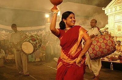 No Durga Puja is complete without the Dhak and Dhunuchi Naachh in Kolkata.  #MyStateWithJaypore Dance Forever, Goddess Durga, People Dancing, Folk Dance, Durga Puja, Durga Maa, Durga Goddess, Indian Festivals, Married Woman