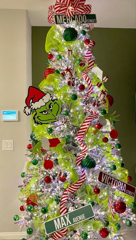 Grinch Christmas tree Chrinchmas Tree, Hooville Christmas Tree, The Grinch Christmas Decorations Tree, Gringe Christmas Tree Decor, Grinch White Christmas Tree, Mini Grinch Christmas Tree, Grinch Christmas Trees Ideas, Elf Tree Christmas, Grinch Inspired Christmas Decor