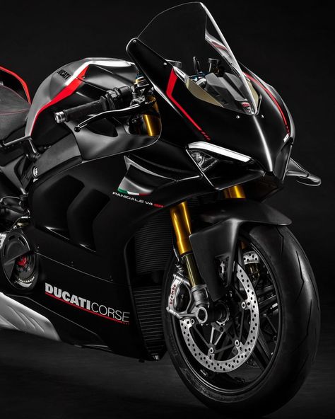 Ducati Panigale V4r Wallpaper, Ducati Panigale V4 Wallpapers, Sp Wallpaper, Wallpapers Iphone Aesthetic, Cars India, Girl Riding Motorcycle, Ducati Panigale V4, Ducati Motorcycle, Moto Ducati