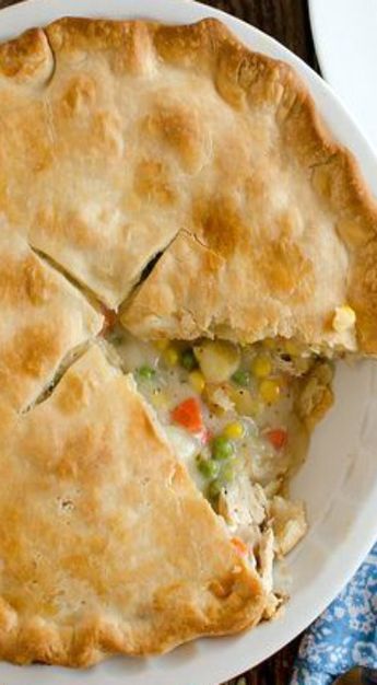 chicken pot pie - just chicken. Used 1/2c flour and extra chicken stock. Full onion. Rotisserie chicken and drippings in with stock. Two pans wth favorite frozen crust, took crust out and put on top. Careful with salt. Creamy Chicken Pot Pie Recipe, Pie Chicken, Easy Chicken Pot Pie Recipe, Creamy Chicken Pot Pie, Homemade Chicken Pot Pie, Hp Sauce, Chicken Pot Pie Recipe, Turkey Pot, Pot Pie Recipe