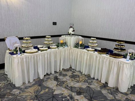 Buffet Table Ideas Decor Party Planning, Buffet Tables Wedding, Wedding Buffet Table Setup, Buffet Wedding Table Setting, Buffet Layout, Buffet Style Wedding Reception, Buffet Table Arrangement, Wedding Beverages, Cake And Dessert Table