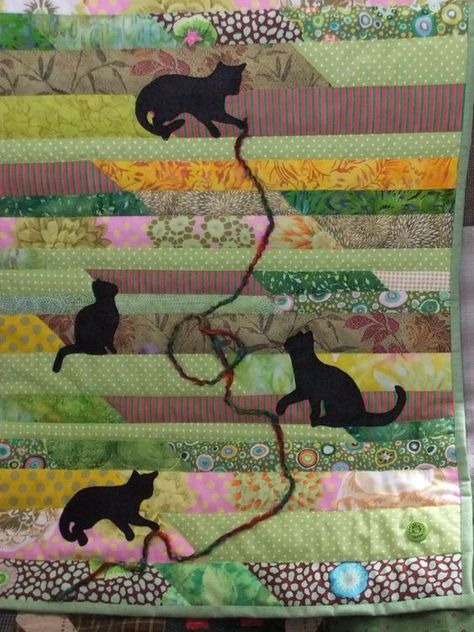 Cat Quilt Block, Cat Quilt Patterns, Cat Quilts, English Paper Piecing Quilts, Kids Quilts, Quilt Square Patterns, Dog Quilts, Quilt Sewing Patterns, Applique Quilt Patterns