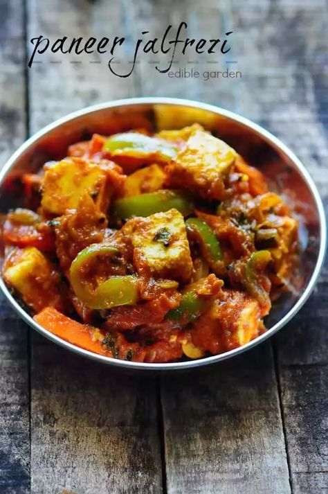 Paneer Jalfrezi Recipe - How to Make Paneer Jalfrezi - Edible Garden Paneer Jalfrezi, 1950 Hair, Indian Veggies, Indian Paneer Recipes, Jalfrezi Recipe, Easy Paneer Recipes, Desi Snacks, Cook Tofu, Paneer Dishes