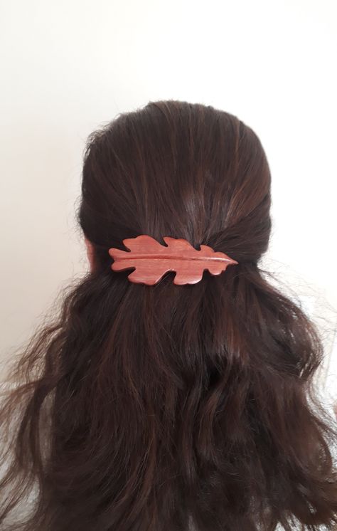 LEAF HAİR CLİP, wooden hair clip, barrette, oak leaf , hairpin hair, women, long hair wood, acorn by woodenmann on Etsy Women Long Hair, Intarsia Woodworking, Eagle Feathers, Feather Hair Clips, Hair Women, Oak Leaf, Feathered Hairstyles, Barrette Clip, Barrettes