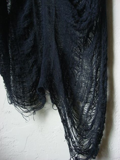 Darkness lives in the details. Frayed Fabric, Material Things, Essence Collection, Textile Fiber Art, Raquel Allegra, Materials And Textures, Open Weave, Dark Fashion, Textures Patterns