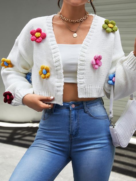 White Crochet Cardigan, Flower Cardigan, Crochet Festival, Festival Crop Tops, Effortlessly Chic Outfits, Crochet Summer Tops, Floral Cardigan, Knitwear Fashion, Crochet Jacket