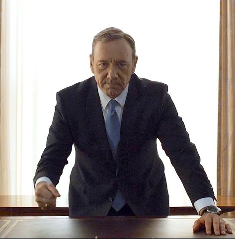 Frank Underwood, "House Of Cards". House Of Cards Frank Underwood, Frank Underwood Wallpaper, House Of Cards Wallpaper, Ami Rap, Kevin Spacey House Of Cards, Frank Underwood Quotes, House Of Card, Agent 00, Pretty Hate Machine